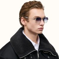 The Architect - Silver Gradient Gray Sunglasses | Vooglam On Model 4