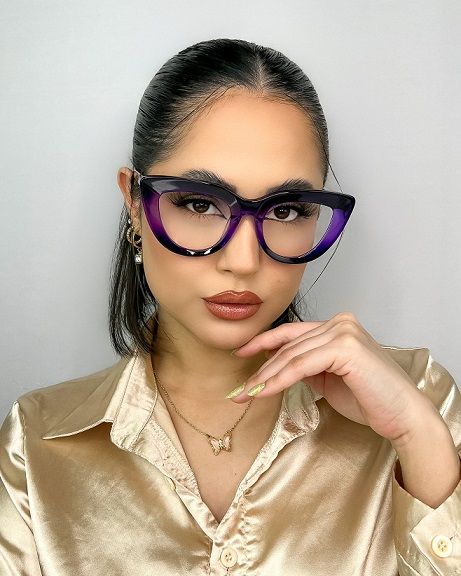 Vooglam review from natiellysouzabeauty: I am cool with these glasses. I love the look and the fashion statement it makes with my outfits. I would definitely buy more pairs in the future. Classy and stylish.