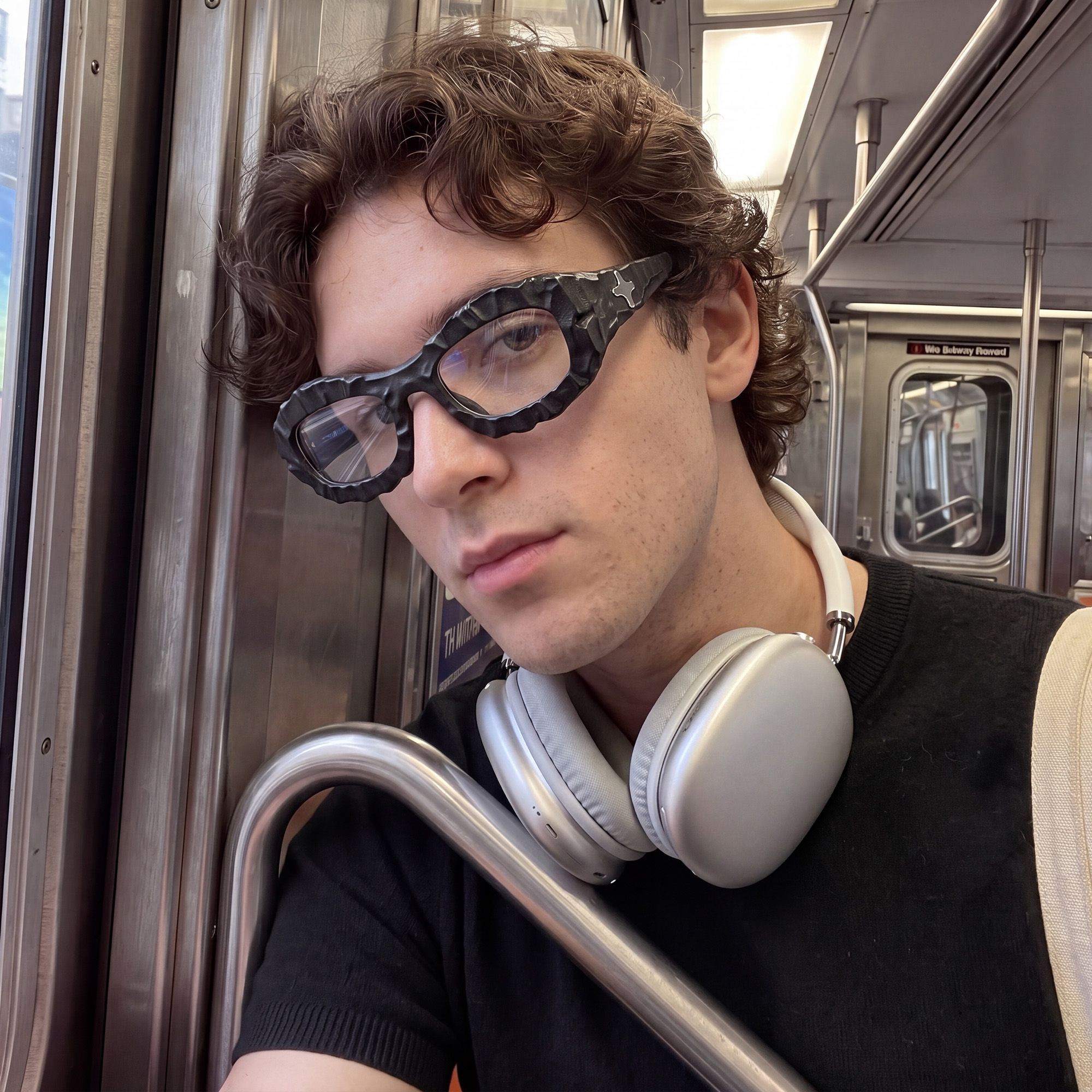 Vooglam Street Style in Real Life: The Geologist - Clear Transparent Marble Glasses by Vooglam