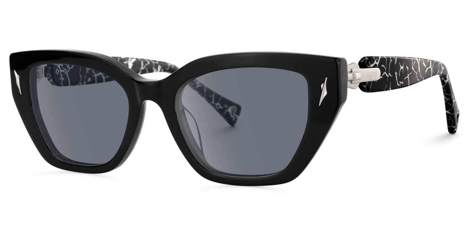 Naiara - Rectangle Black Sunglasses | Vooglam Front View