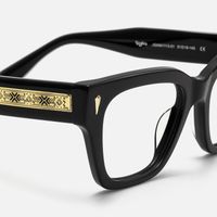 Asante - Square Black Eyeglasses | Vooglam Design Details