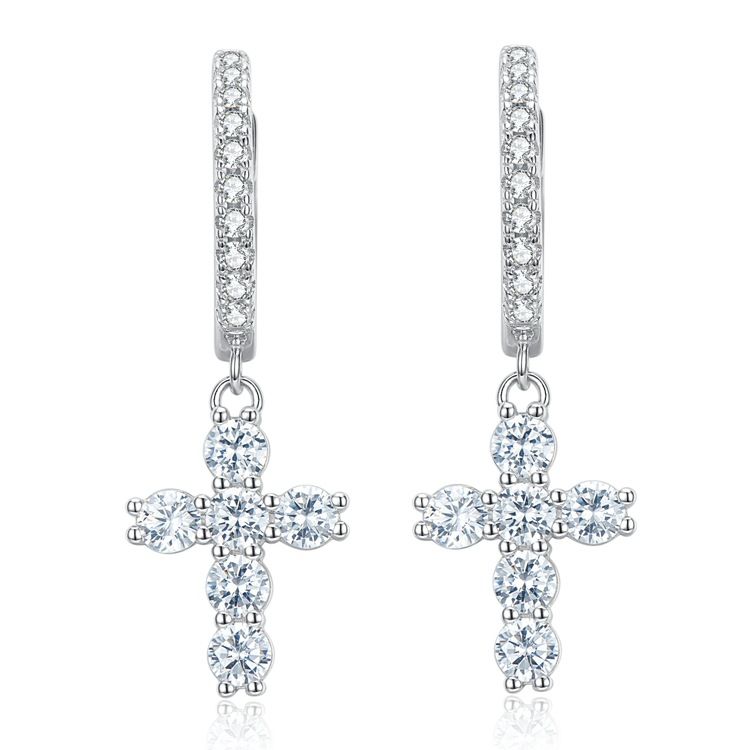 Shiny Diamond White Round Pierced Earrings | Vooglam Front View