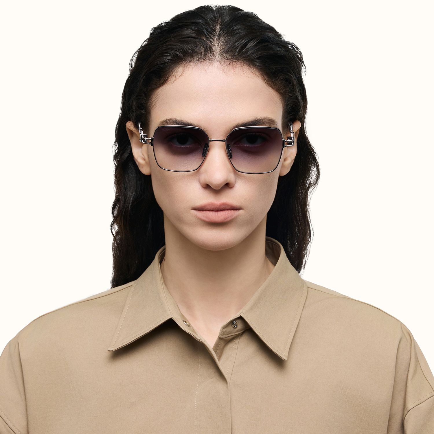 The Architect - Gunmetal Gradient Gray Sunglasses | Vooglam On Model 1
