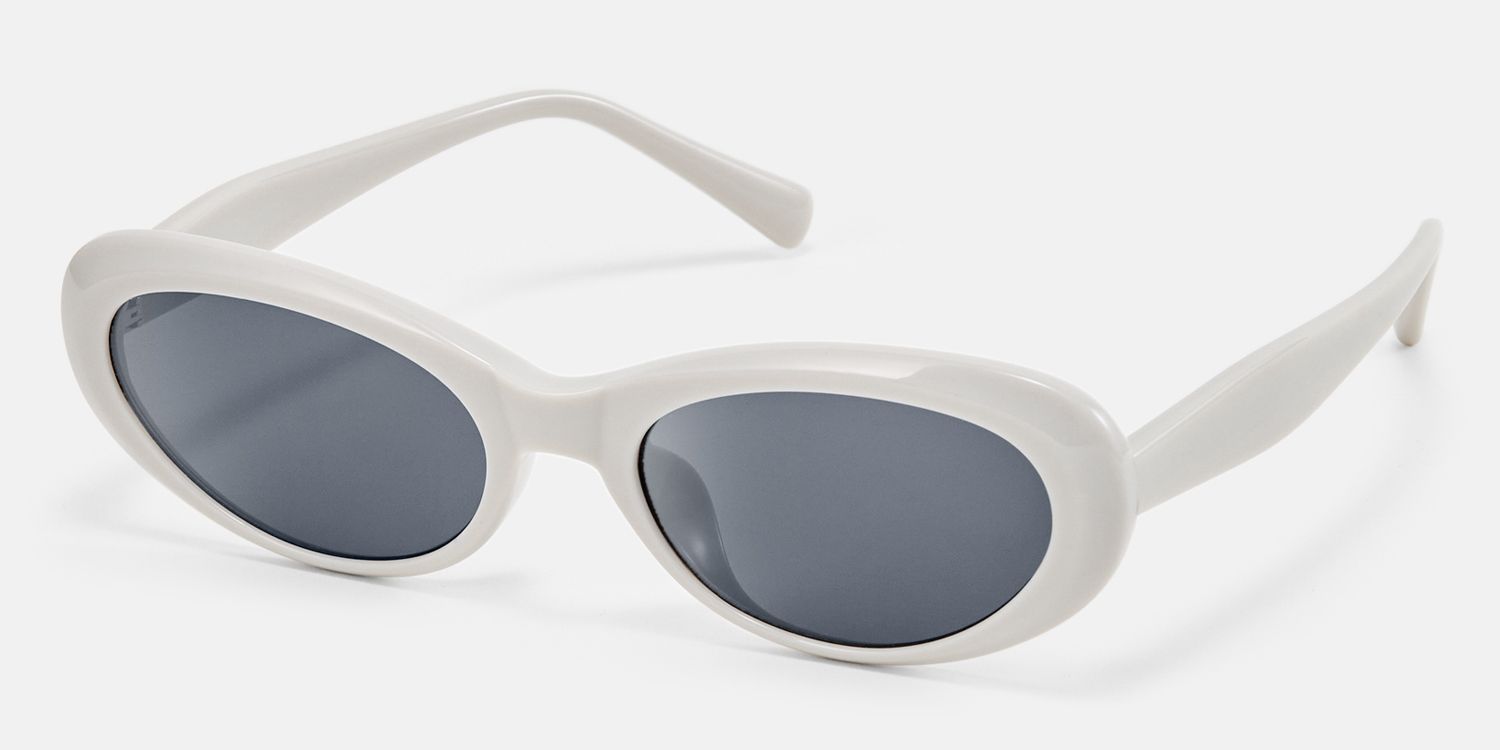 Phantom - Oval White Sunglasses | Vooglam Front View