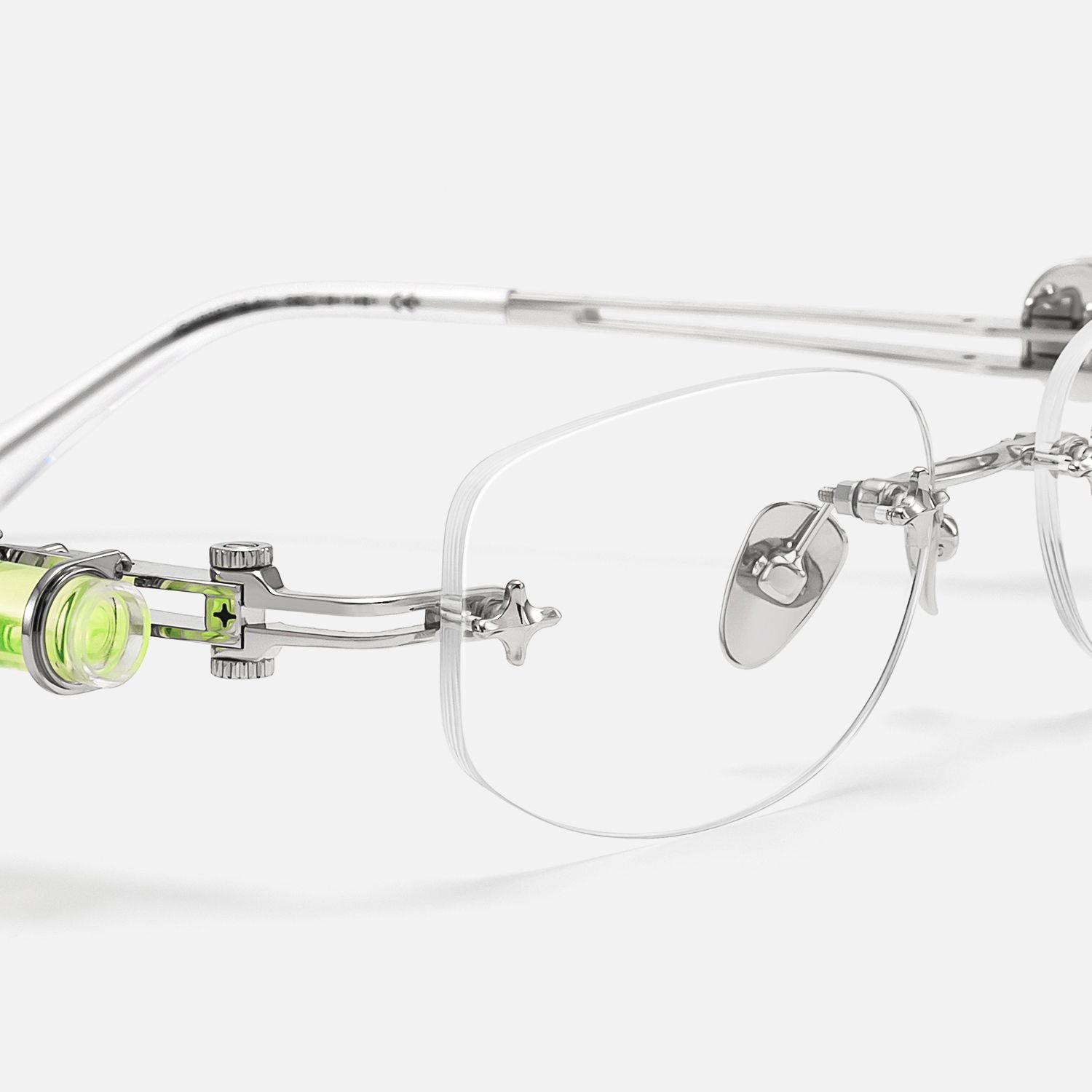 The Utilitarian - Silver Level Compass Glasses | Vooglam Design Details
