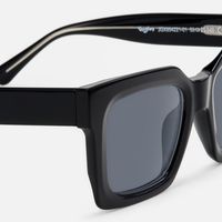 Pacheco - Rectangle Black Sunglasses | Vooglam Design Details