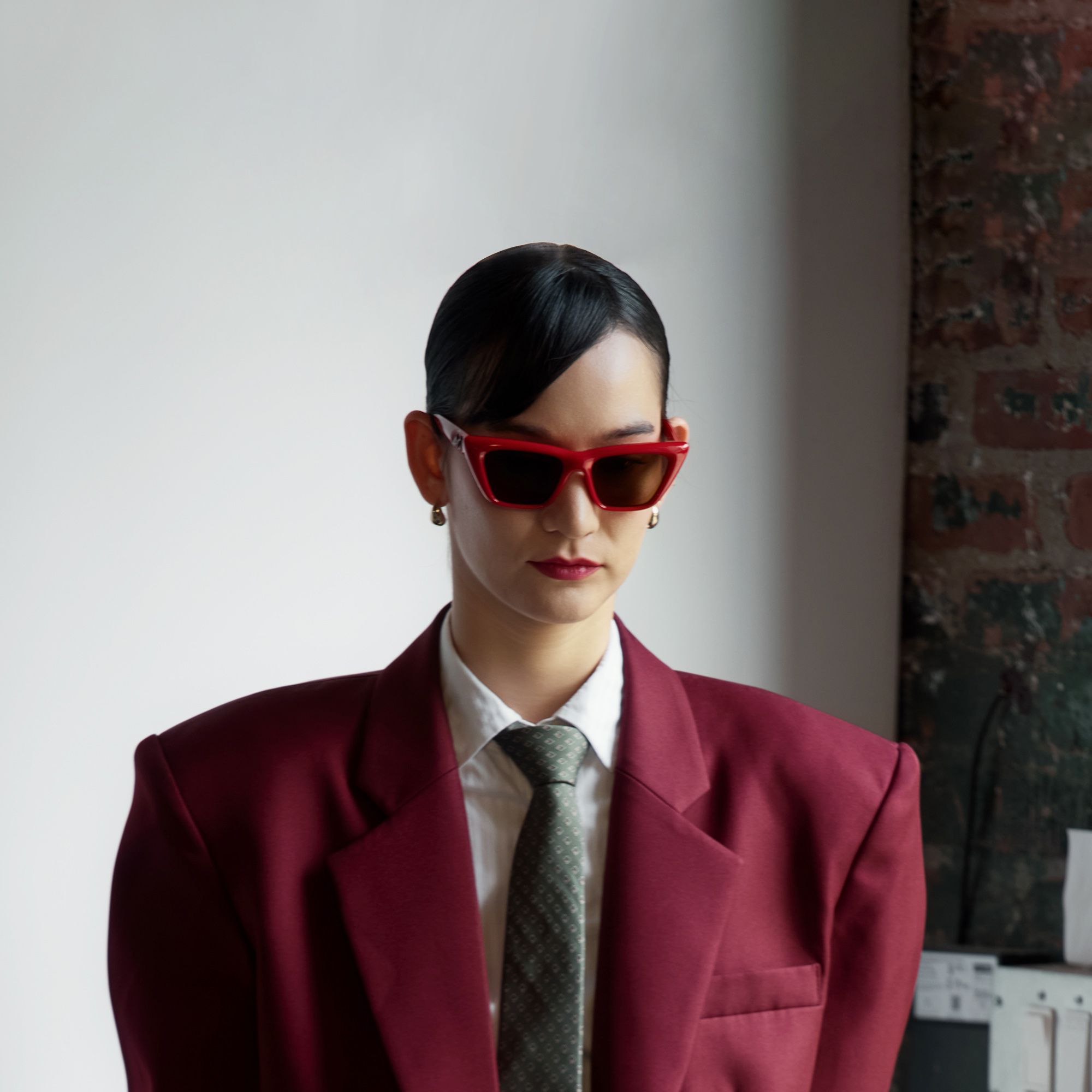 Meguro rectangle cateye glasses with glossy colors