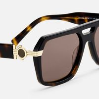 Maverick - Aviator Tortoise Sunglasses | Vooglam Design Details