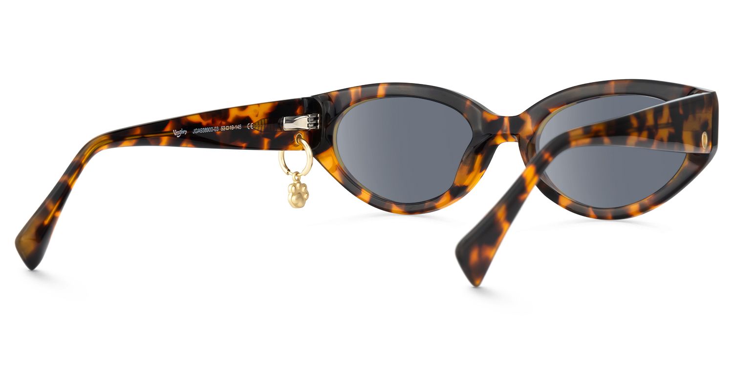Meow - Cat Eye Tortoise Sunglasses | Vooglam Side View