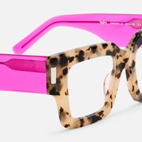 Vaeda - Unique Bold Square Tortoise Glasses | Vooglam Design Details