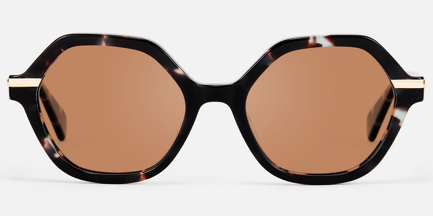 Lux - Geometric Tortoise Sunglasses | Vooglam Angle View