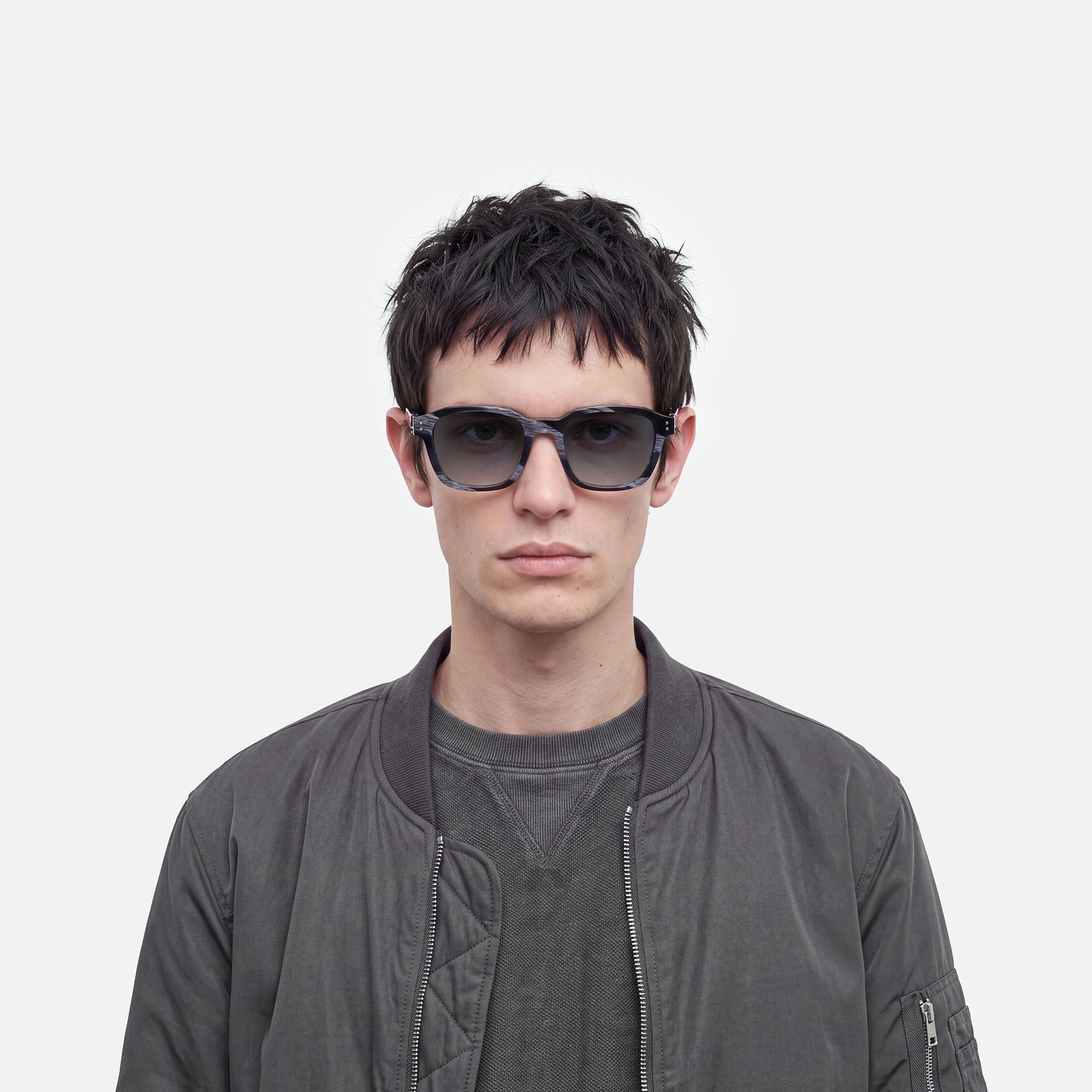 Rainier - Dark Blue Horn Gradient Lens Shades by Vooglam - Lifestyle Look