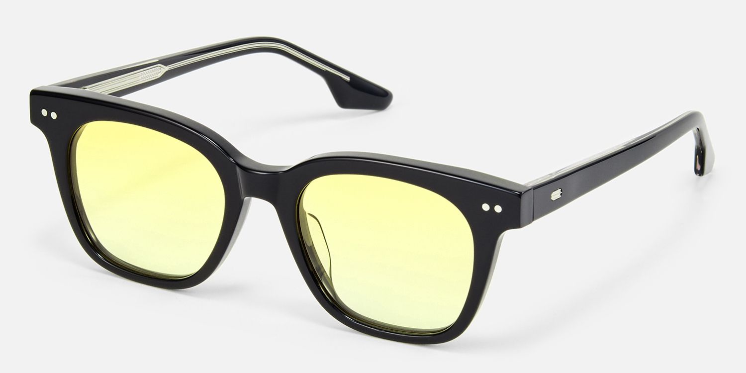 Aubrey - Square Black Sunglasses | Vooglam Front View