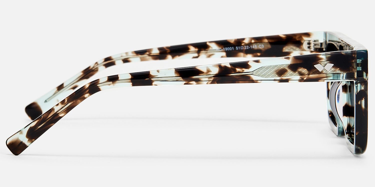 Ryan - Green Tortoise Wide Rectangle Sunglasses | Vooglam Side View