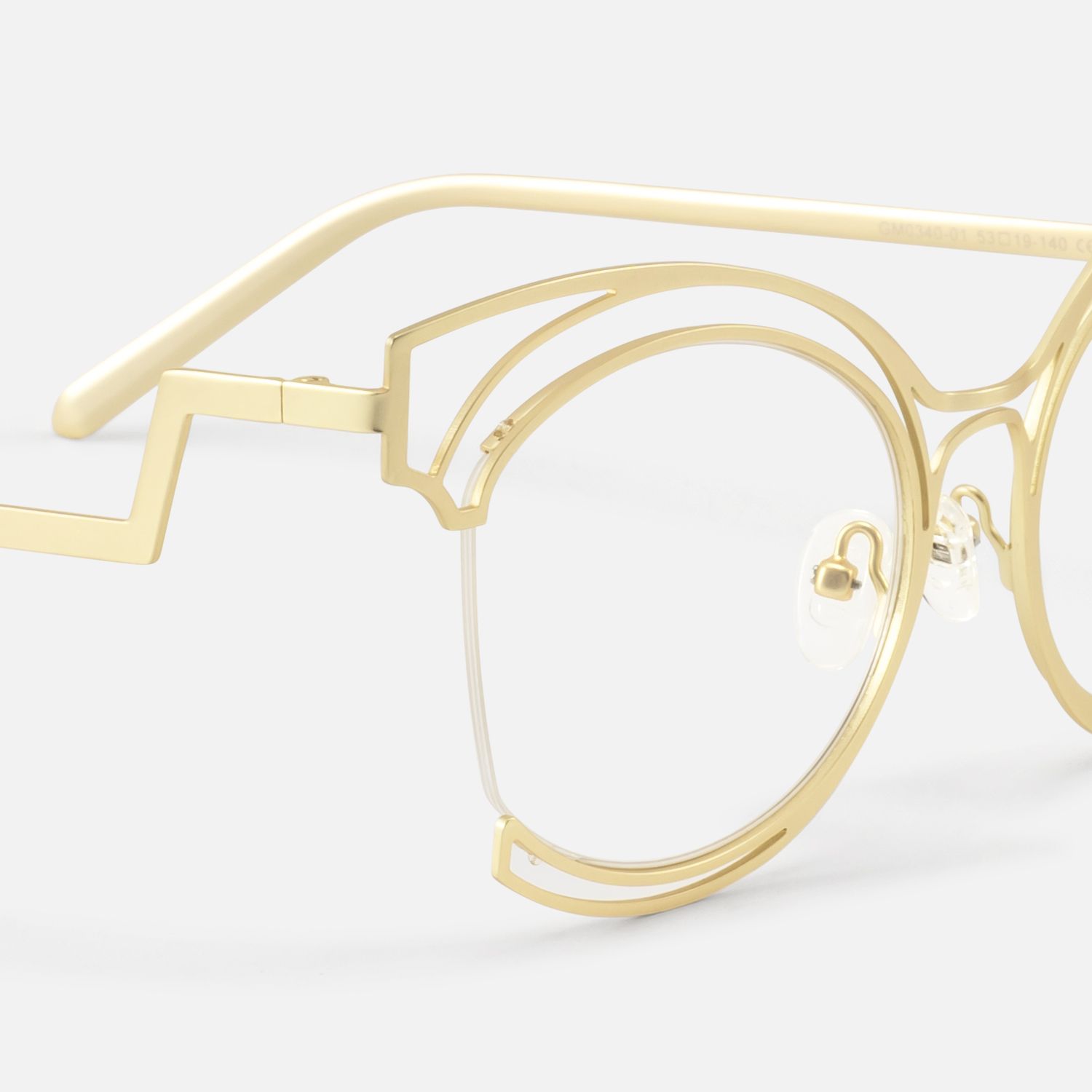 Maggie - Cat Eye Gold Eyeglasses │Vooglam Design Details