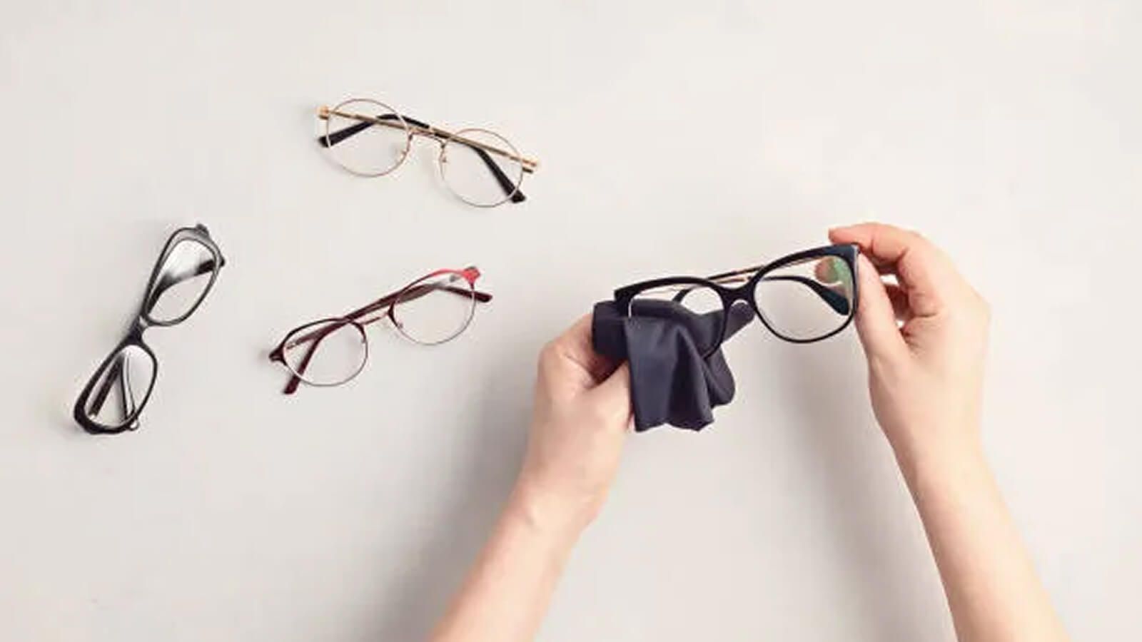 How to remove scratches from eyeglasses