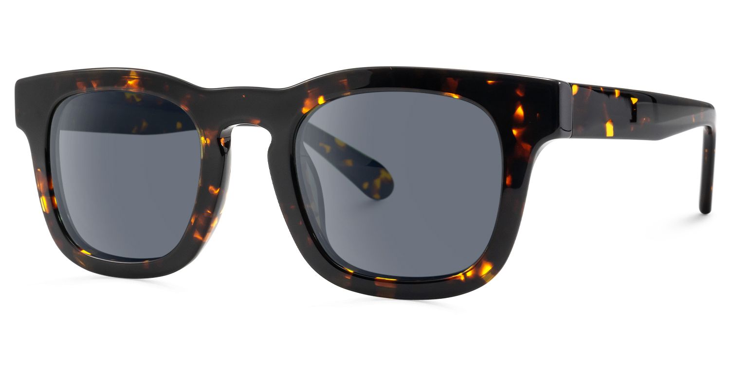 Brovia - Square Tortoise Sunglasses | Vooglam Front View
