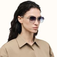 The Architect - Silver Gradient Gray Sunglasses | Vooglam On Model 3