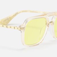Marfa - Clear Yellow Aviator Sunglasses | Vooglam Design Details
