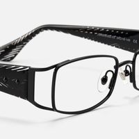 Wren - Unique Metal Rim Rectangle Black Glasses | Vooglam Design Details