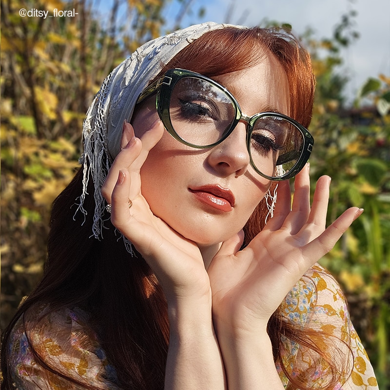 Bessie - Oval Green Eyeglasses