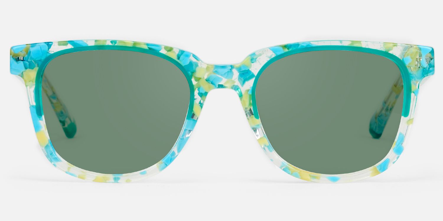 Filia - Square Green Sunglasses | Vooglam Angle View