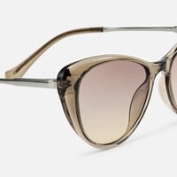 Kailano - Cat Eye Champagne Prescription Sunglasses | Vooglam Design Details