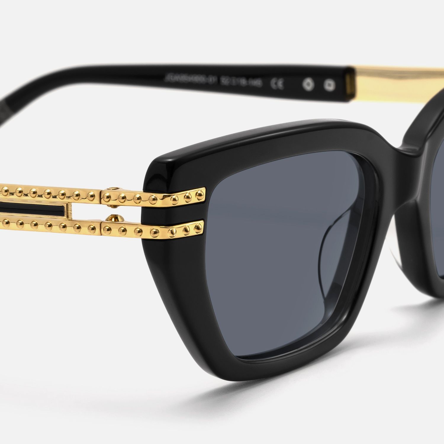 Nomad - Black Cateye Golden Rivet Glasses | Vooglam Design Details