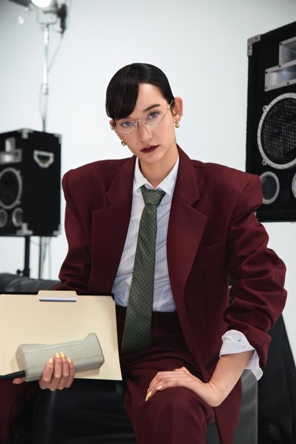Explore the design story of Niseko - Shiny Gold Tortoise Half Rim RX Glasses | Vooglam
