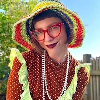 Akua - Chic Red Cat-Eye Frames Women Glasses - 8