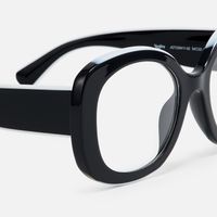 Athina - TR90 Round Black Eyeglasses | Vooglam Design Details