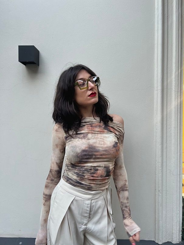 Vooglam review from leels.shubashishvili: They are so cute. So many compliments. I love them. Excellent glasses. They are comfortable and do not slide off my face at all! So nice.