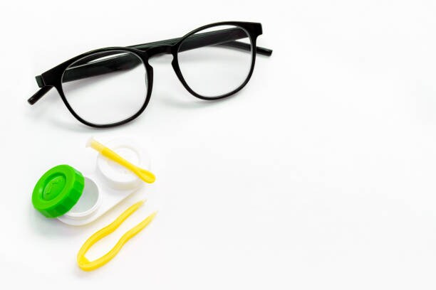 Are Glasses and Contact Prescriptions the Same?