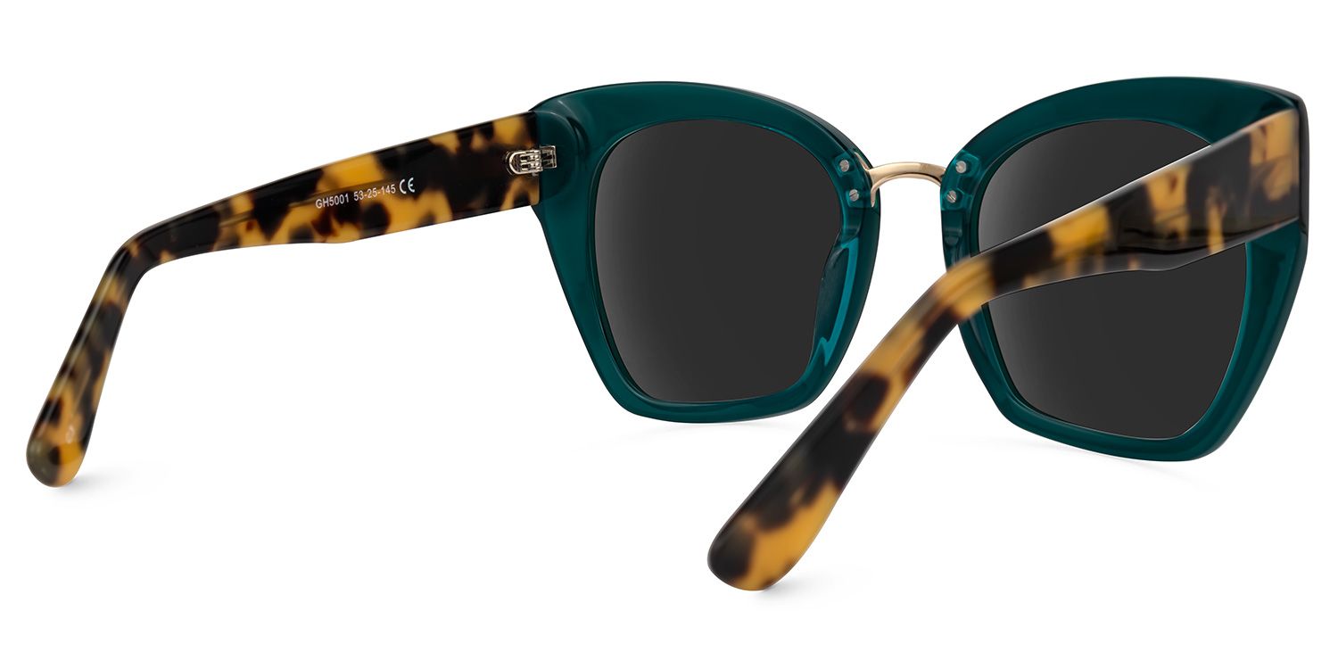 Dandelion - Cat Eye Green Sunglasses | Vooglam Side View