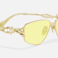 Spine - Gold Yellow Tinted Sunglasses | Vooglam Design Details