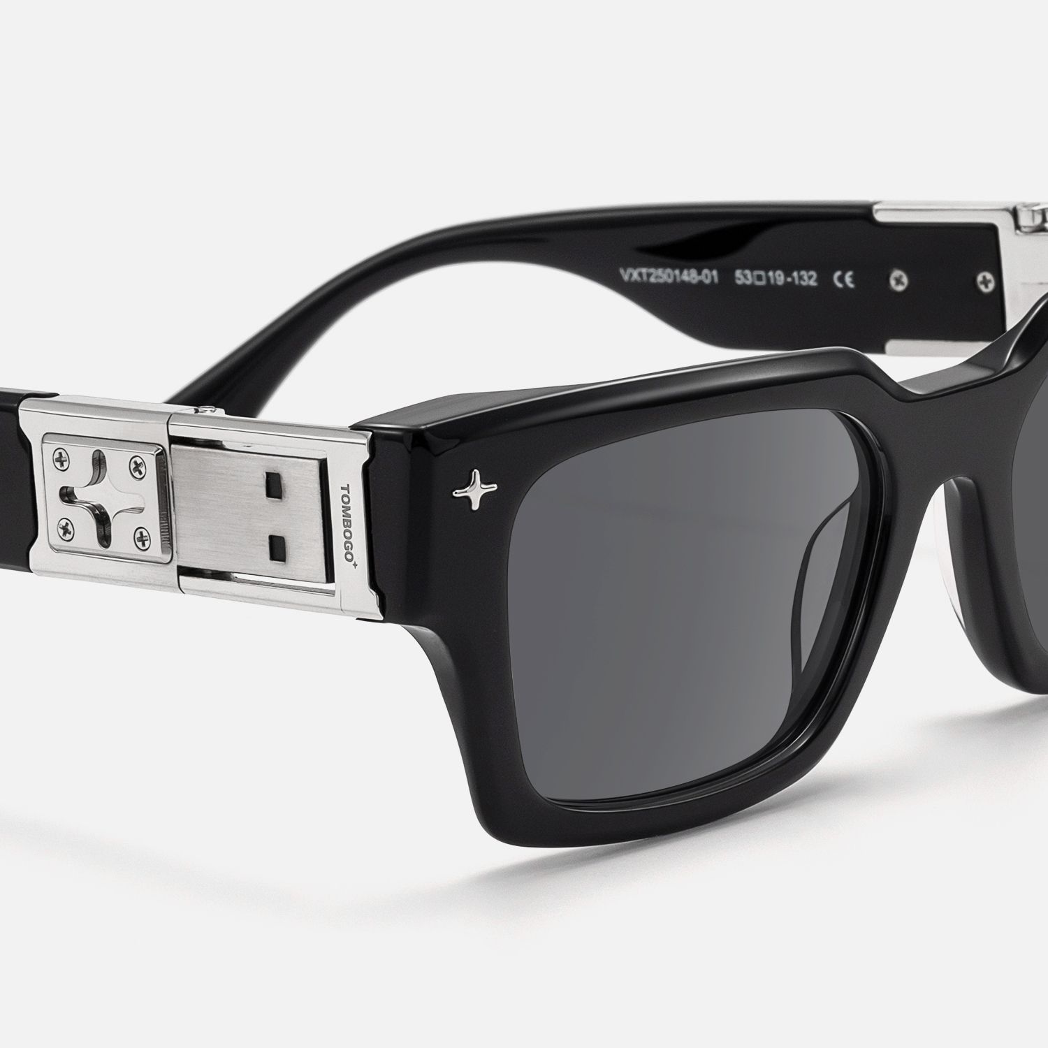 The Programmer - Bold Black USB Sunglasses | Vooglam Design Details