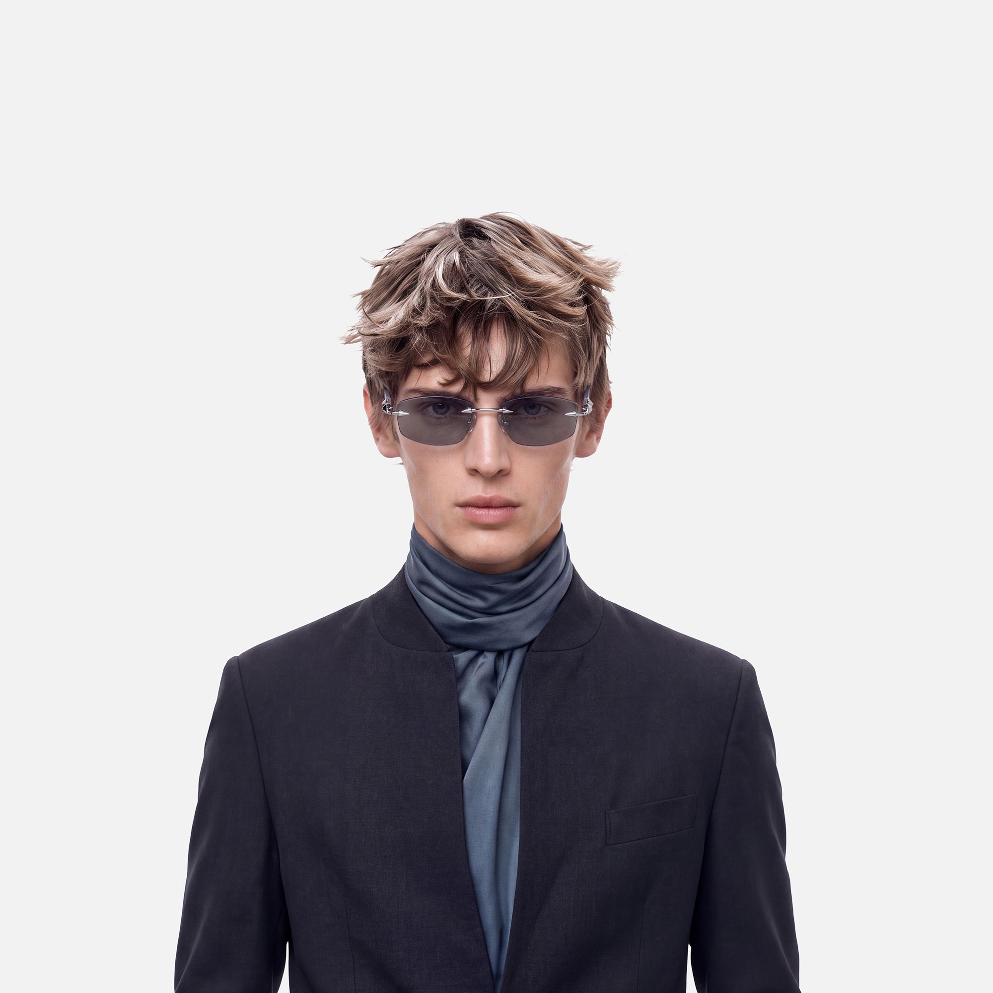 Fracture - Light Grey Tint Rimless Sunglasses by Vooglam - Lifestyle Look