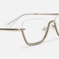 Viva - Cat Eye Silver Eyeglasses | Vooglam Design Details
