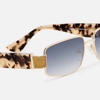 Alexandra - Rectangle Gold Sunglasses| Vooglam Design Details