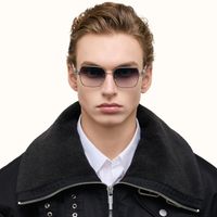 The Architect - Gunmetal Gradient Gray Sunglasses | Vooglam On Model 2