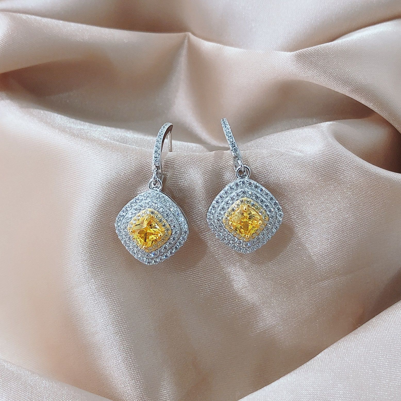 Urban Lady Fancy Yellow Rhombus Pierced Earrings On Model 2
