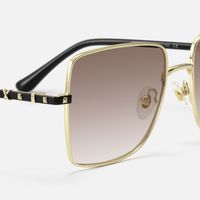 Devereux - Gradient Lens Square Gold Sunglasses | Vooglam Design Details