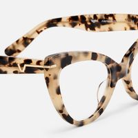 Veromca - Cat Eye Tortoise Eyeglasses | Vooglam Design Details