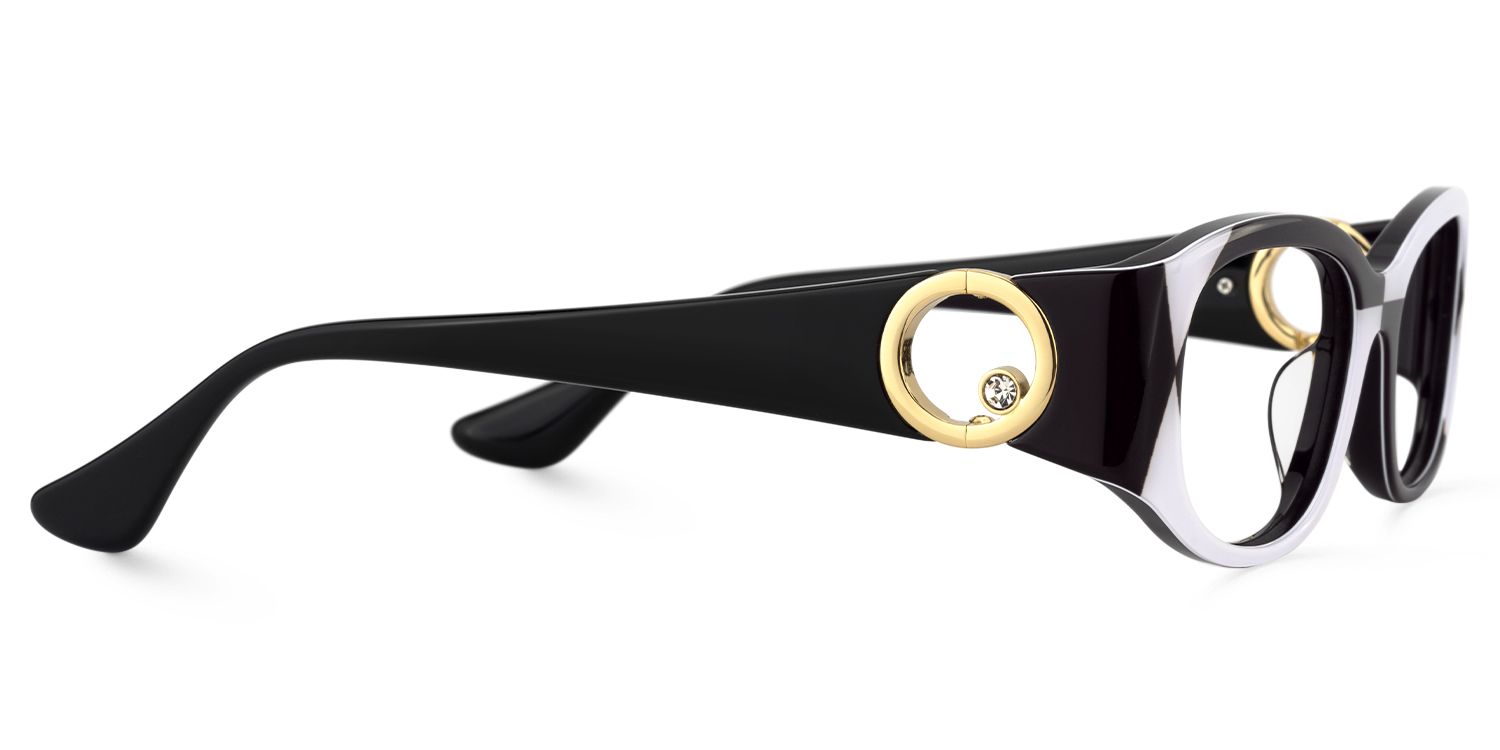 Claire - Rectangle Black/White Eyeglasses | Vooglam 4