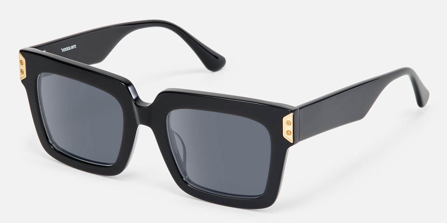 Daiane - Square Black Sunglasses | Vooglam Front View