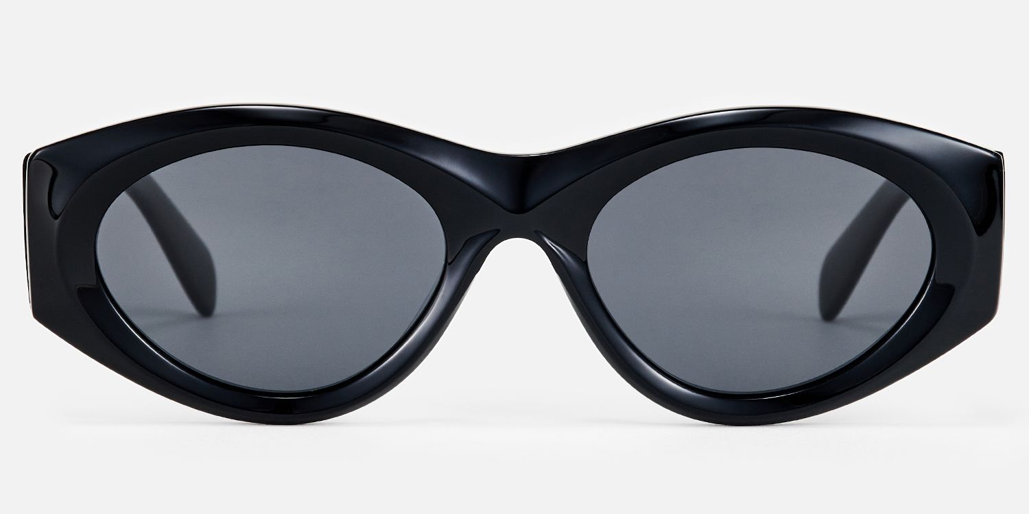 Aura - Cat Eye Black Sunglasses | Vooglam Angle View