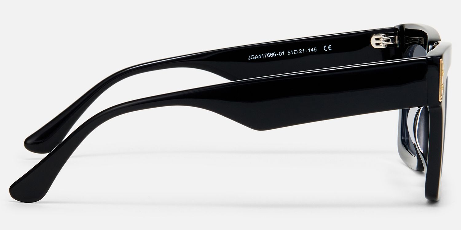 Daiane - Square Black Sunglasses product detail 3