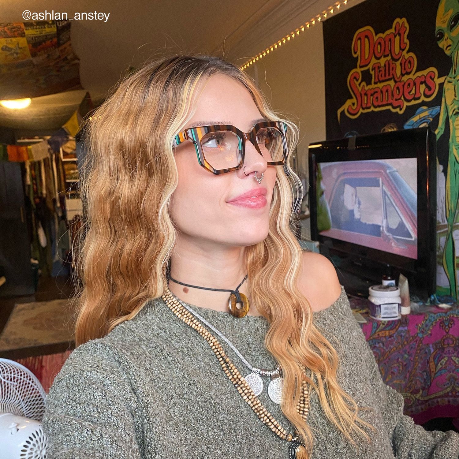 Abetzi - Rectangle Brown Eyeglasses | Vooglam