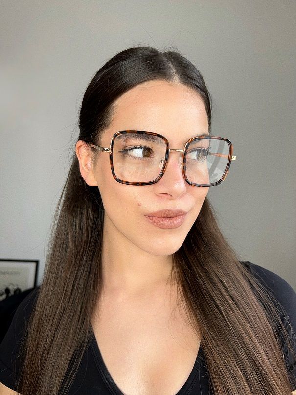 Vooglam review from rozsahegyi_csenge: Lovely shape!